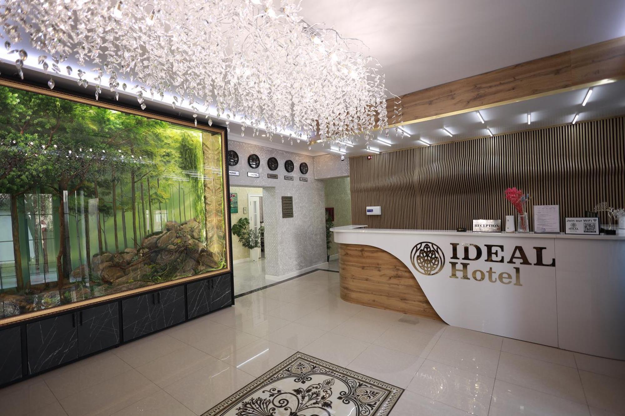 Ideal Hotel Nukus Buitenkant foto