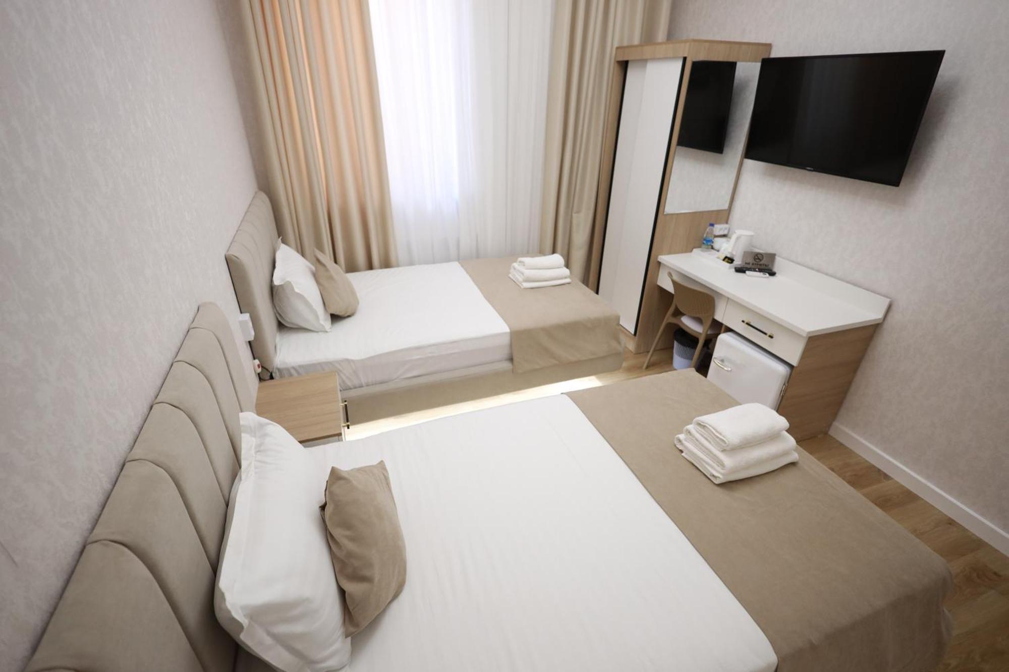 Ideal Hotel Nukus Buitenkant foto
